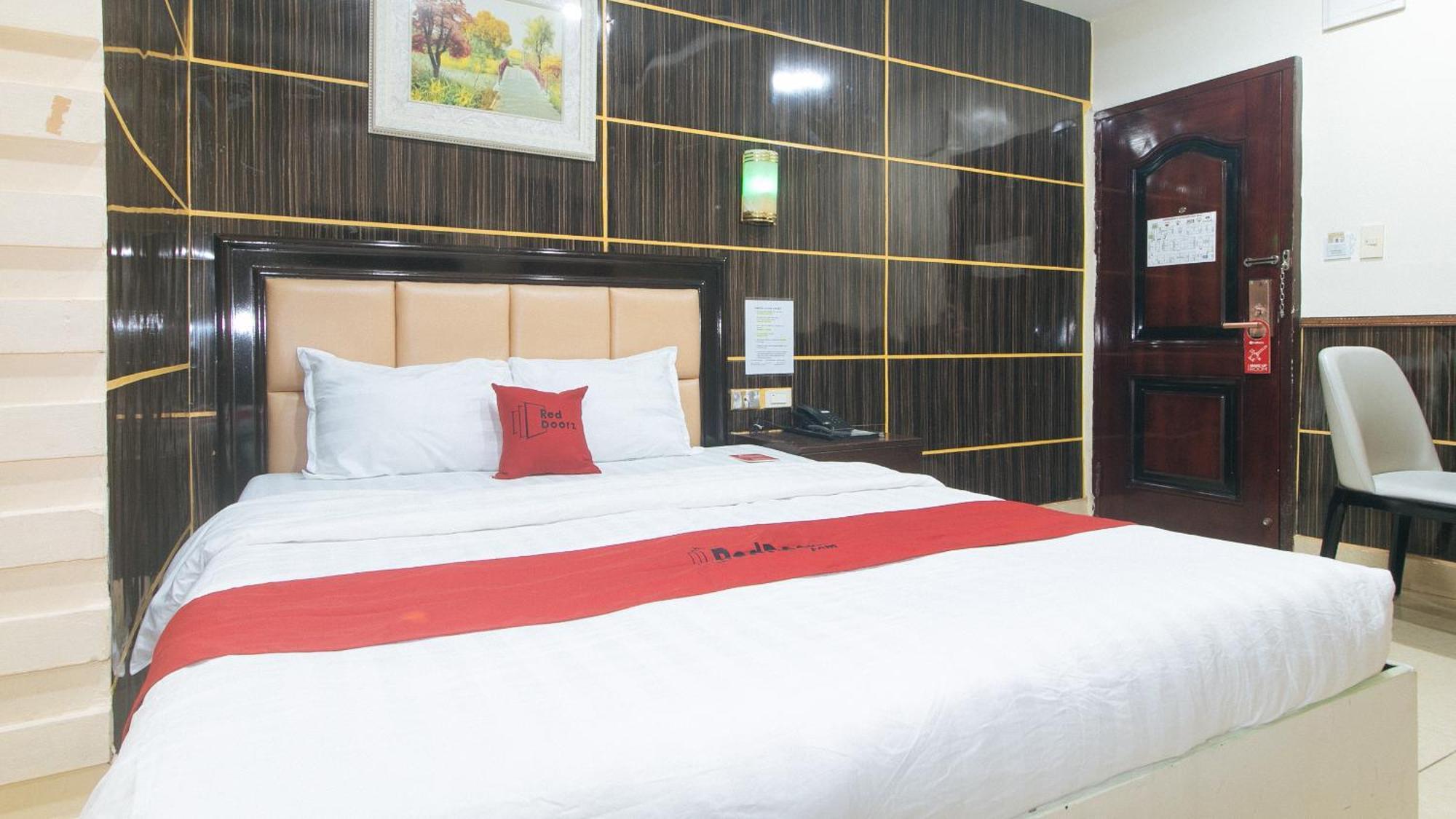 Reddoorz At Winter Hotel Araneta Quezon City Exterior photo