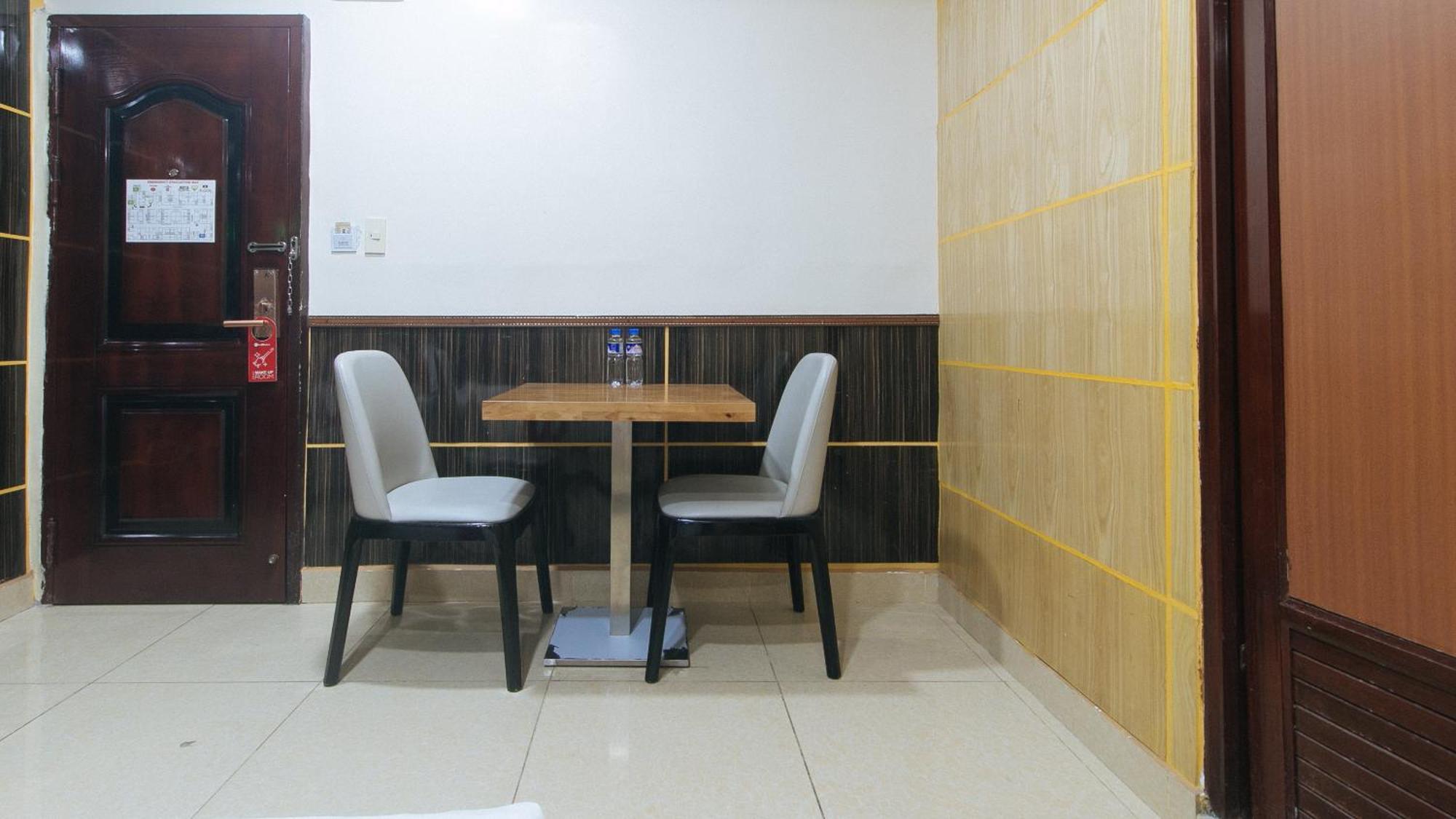 Reddoorz At Winter Hotel Araneta Quezon City Exterior photo